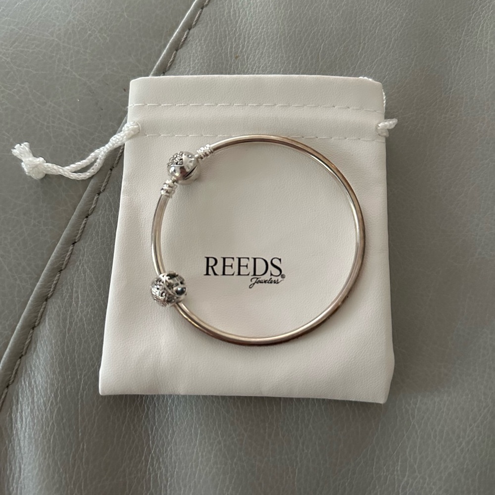 PANDORA | charm bracelet bangle